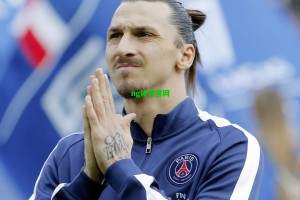 切尔西是冠军！重庆地标点亮蓝军荣耀，全球球迷赞叹不已