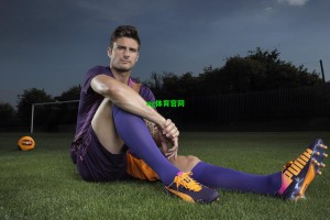 首都一号球馆爆发意外事件 奇才主场球迷闯入赛场遭保安迅速制服逮捕