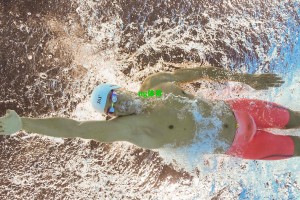 纽约尼克斯崩盘式溃败雄鹿，战绩滑向深渊！2025年选秀大会状元签曙光再现？