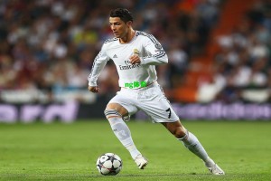 狼队球迷抗议升级，莫利纽球场空荡开场，要求复星撤资震撼英超