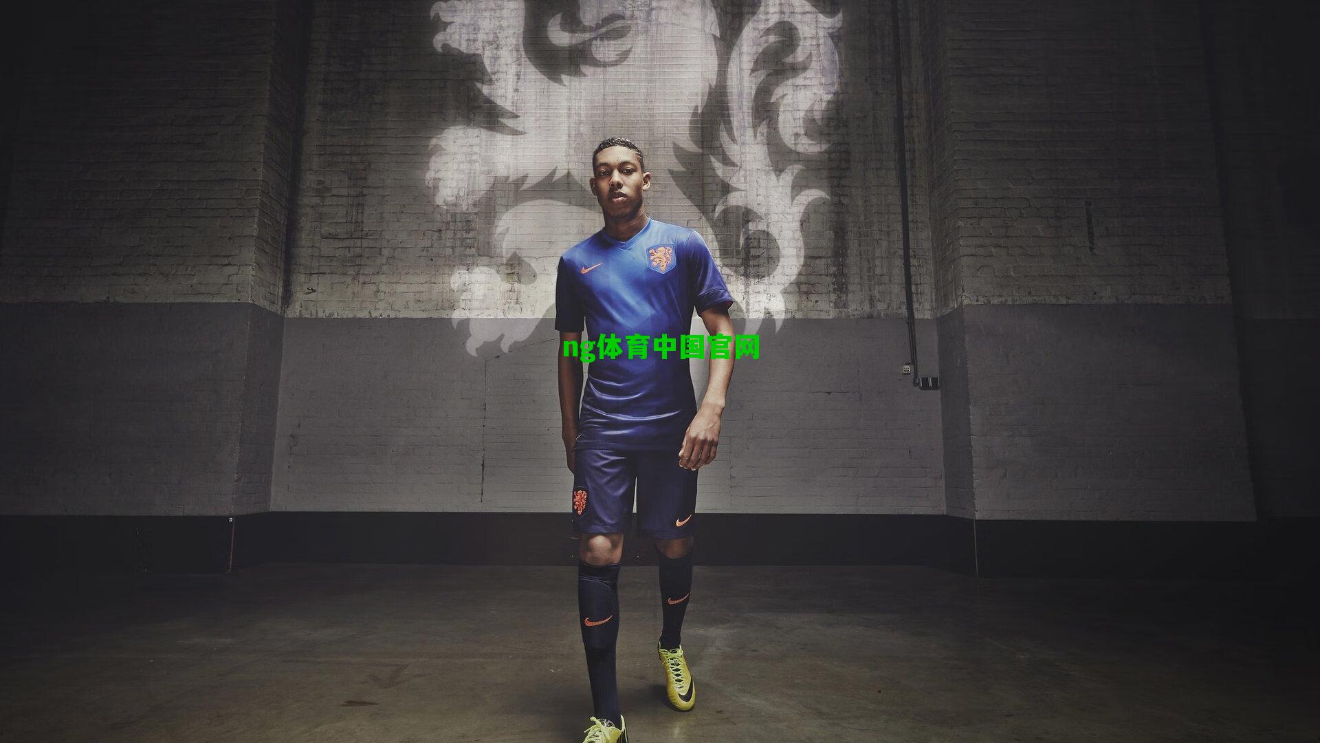 雷霆对阵骑士爆发冲突，阿伦二级恶意犯规推倒霍姆格伦遭驱逐