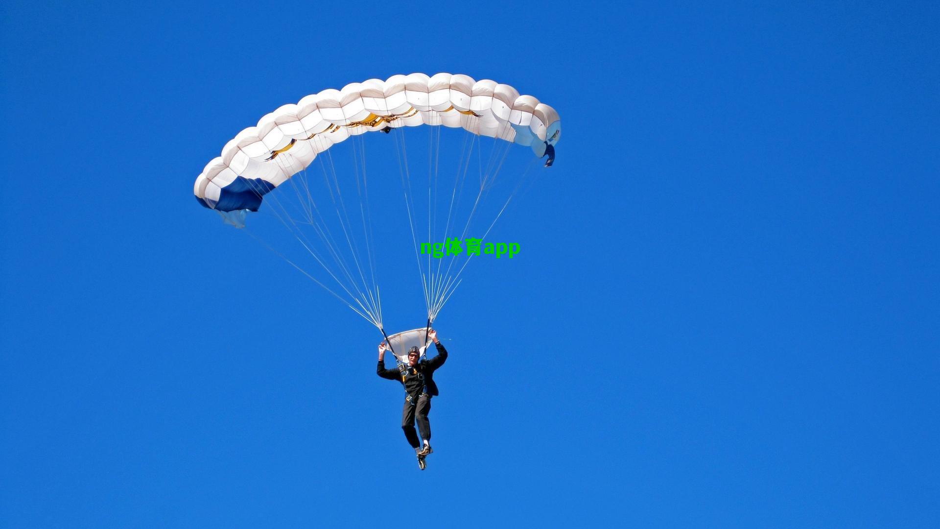 尤文图斯瞄准南美新星，17岁前腰梅茨成斑马军团新目标